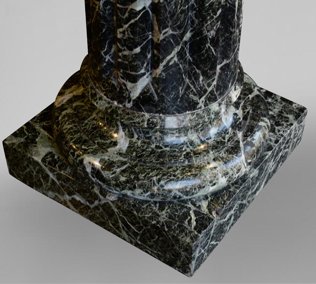 Une heure de la nuit, sculpture en marbre signée J. Pollet avec sa colonne Une heure de la nuit, sculpture en marbre signée J. Pollet avec sa colonne-16