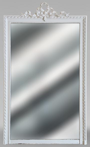 Petit trumeau de style Louis XVI au décor de ruban ajouré Petit trumeau de style Louis XVI au décor de ruban ajouré-0