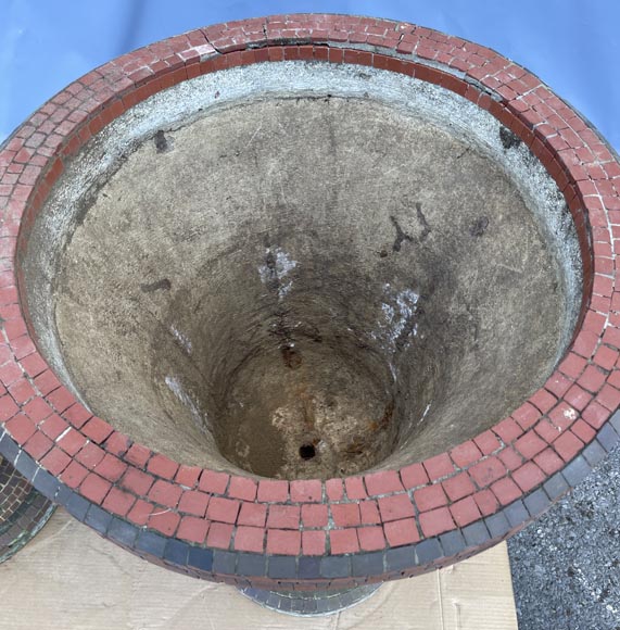 Quatre vases de jardin en mosaïque Quatre vases de jardin en mosaïque-6