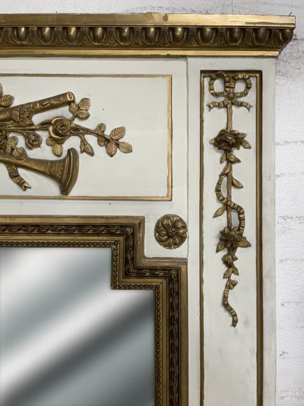 Trumeau de style Louis XV au décor d’instruments de musique Trumeau de style Louis XV au décor d’instruments de musique-5