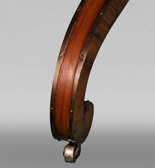 Un guéridon au décor d’émail rarissime de la faïencerie de Rubelles Un guéridon au décor d’émail rarissime de la faïencerie de Rubelles-10