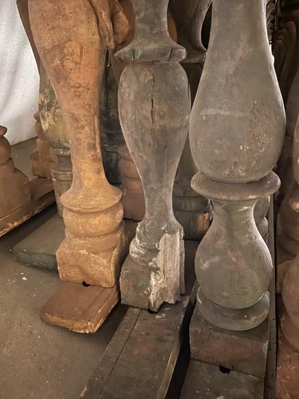 Important ensemble de rambardes en bois provenant d'Égypte Important ensemble de rambardes en bois provenant d'Égypte-7