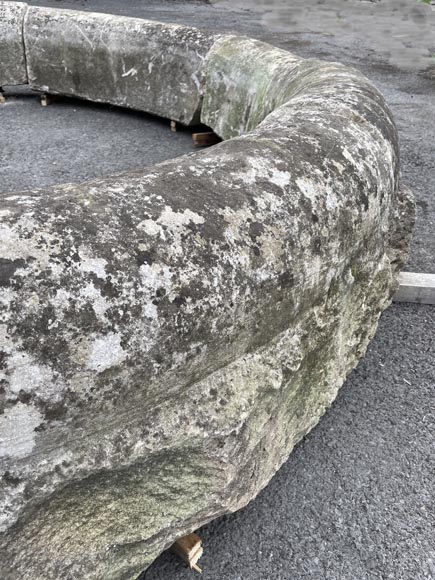 Bassin en pierre du XVIIIe siècle Bassin en pierre du XVIIIe siècle-6