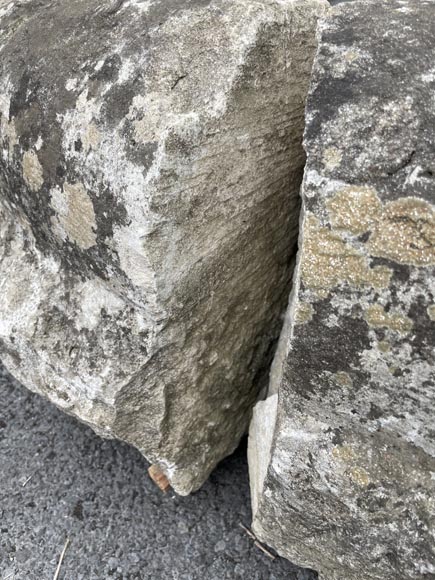 Bassin en pierre du XVIIIe siècle Bassin en pierre du XVIIIe siècle-8