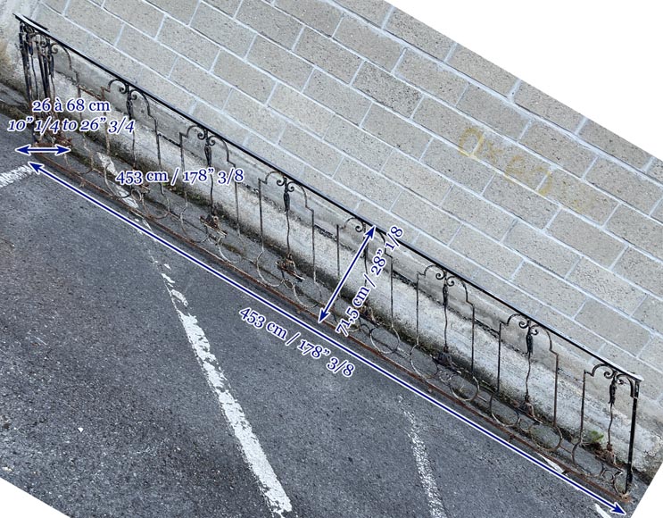 Longue paire de rampes d'escalier de style Napoléon III Longue paire de rampes d'escalier de style Napoléon III-10