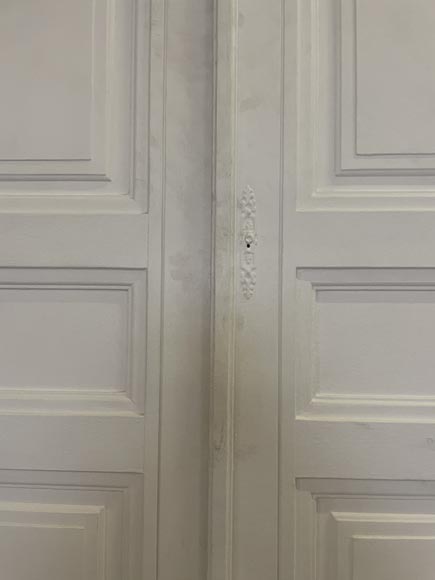 Double porte de placard galbée avec châssis Double porte de placard galbée avec châssis-3