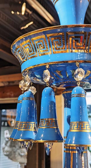 Lustre en opaline de Baccarat Lustre en opaline de Baccarat-3