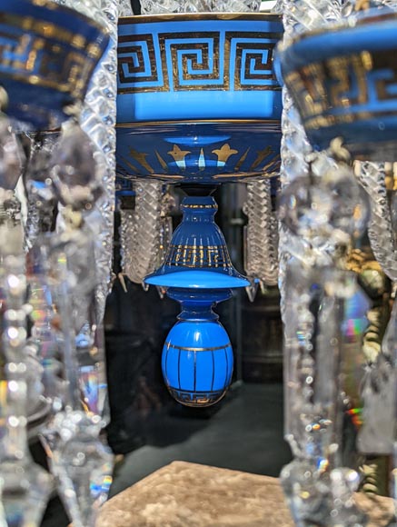 Lustre en opaline de Baccarat Lustre en opaline de Baccarat-7