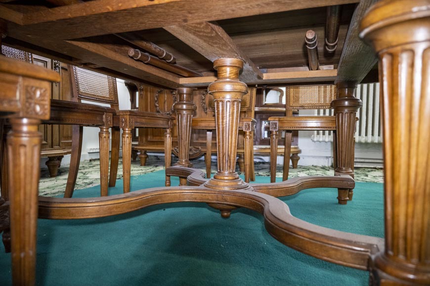 Ensemble de mobilier de salle à manger de style Louis XVI Ensemble de mobilier de salle à manger de style Louis XVI-21