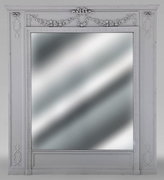 Trumeau au décor de guirlande de fleurs de style Louis XVI Trumeau au décor de guirlande de fleurs de style Louis XVI-0