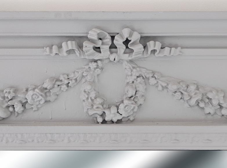 Trumeau au décor de guirlande de fleurs de style Louis XVI Trumeau au décor de guirlande de fleurs de style Louis XVI-1