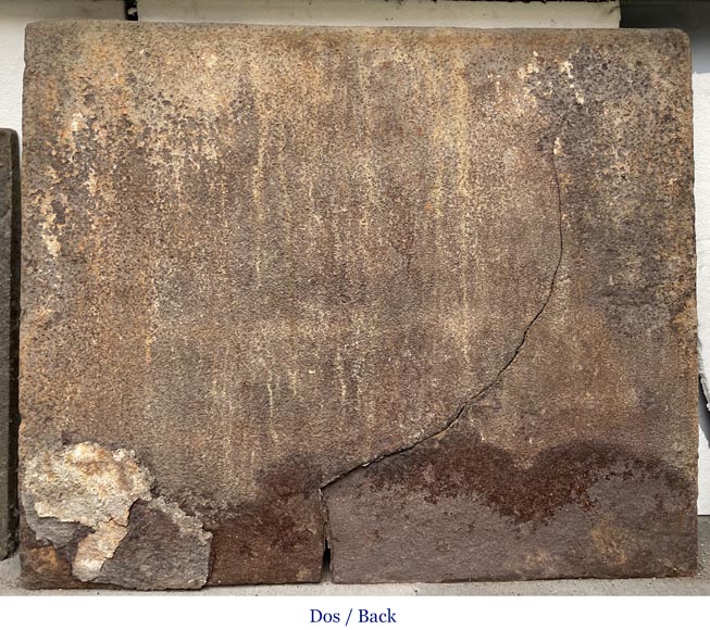 Plaque de cheminée aux armes de Phillipe II d'Espagne datée de 1608 Plaque de cheminée aux armes de Phillipe II d'Espagne datée de 1608-6