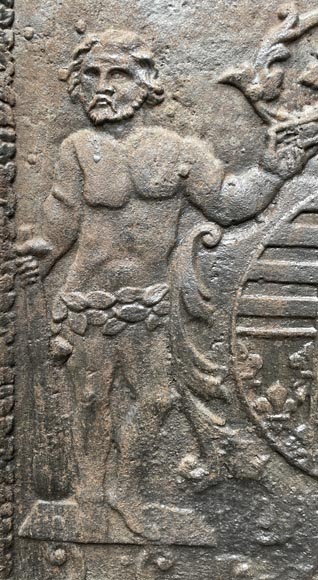 Plaque de cheminée aux armes de Léopold Ier, duc de Lorraine et de Bar Plaque de cheminée aux armes de Léopold Ier, duc de Lorraine et de Bar-3