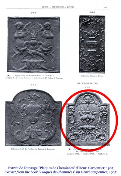 Plaque de cheminée de style rocaille ornée d’un brûle-parfum fumant Plaque de cheminée de style rocaille ornée d’un brûle-parfum fumant-1