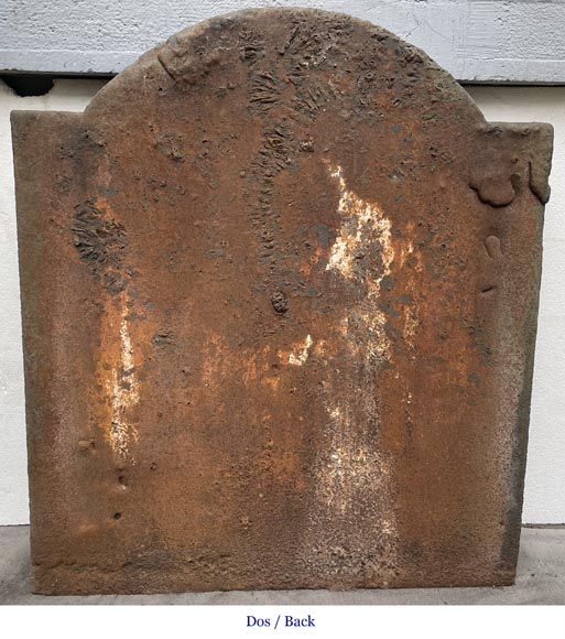 Plaque de cheminée du XVIIe siècle aux armes de France et de Navarre Plaque de cheminée du XVIIe siècle aux armes de France et de Navarre-7