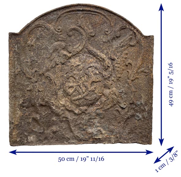 Plaque de cheminée de style Louis XV du XVIIIe siècle au monogramme Plaque de cheminée de style Louis XV du XVIIIe siècle au monogramme-4