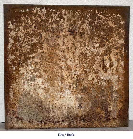 Plaque de cheminée du XVIIIe siècle aux armes couronné Plaque de cheminée du XVIIIe siècle aux armes couronné-9