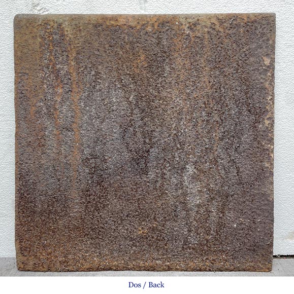 Plaque de cheminée du XIXe siècle représentant Saint Éloi Plaque de cheminée du XIXe siècle représentant Saint Éloi-5