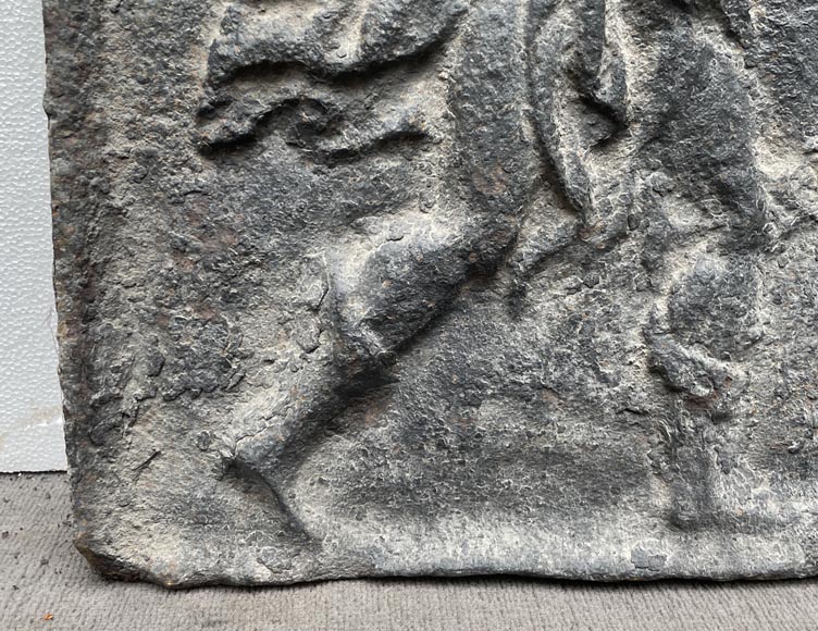 Plaque de cheminée du XVIIIe siècle figurant une scène de conciliation Plaque de cheminée du XVIIIe siècle figurant une scène de conciliation-5