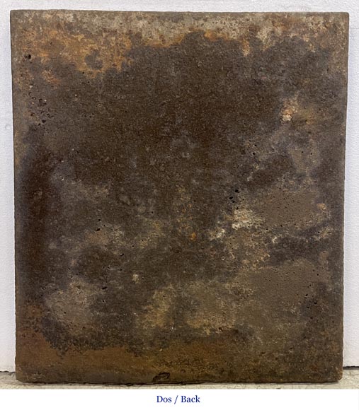 Plaque de cheminée aux colonnes d’Hercule encadrant une croix, datée 1663 Plaque de cheminée aux colonnes d’Hercule encadrant une croix, datée 1663-5