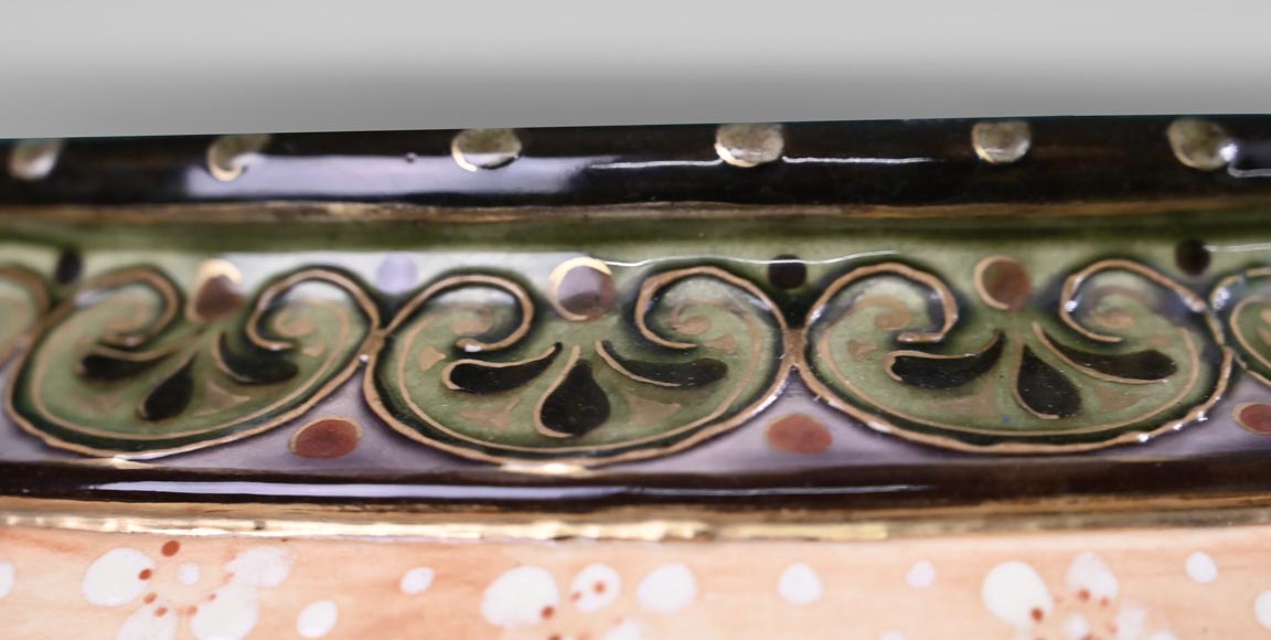 Le vase au Ara royal peint par Albert-Léon LEBARQUE et sa sellette d’origine. Le vase au Ara royal peint par Albert-Léon LEBARQUE et sa sellette d’origine.-6