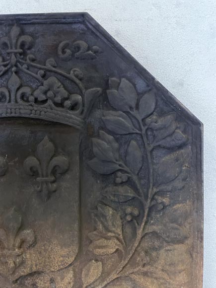 Plaque de cheminée moderne aux armes de France Plaque de cheminée moderne aux armes de France-3