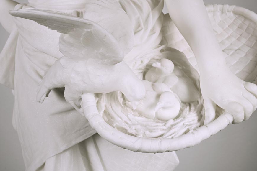 Femme aux oiseaux, probablement Vittorio Caradossi, marbre, 1887, Florence Femme aux oiseaux, probablement Vittorio Caradossi, marbre, 1887, Florence-4