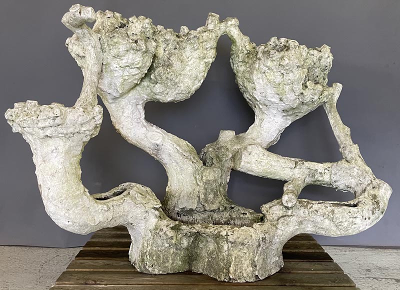 Jardinière en béton aux formes végétales Jardinière en béton aux formes végétales-2