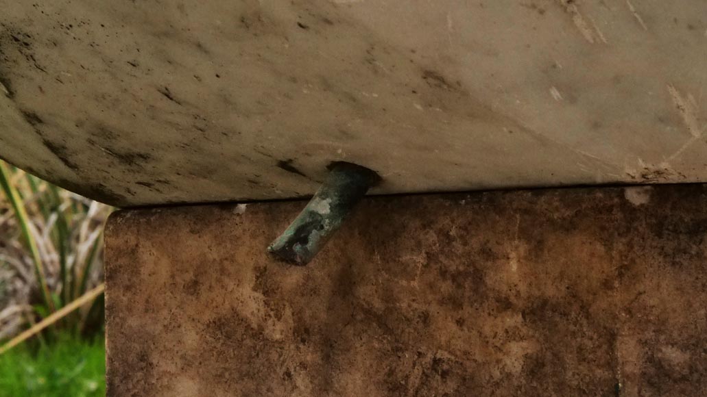 Bénitier de style moderne en marbre Bénitier de style moderne en marbre-5