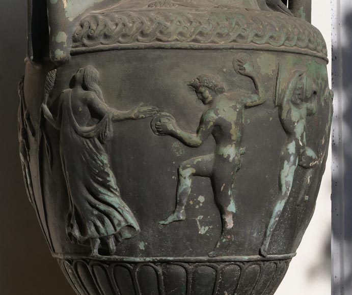 Vase de style grec et son socle egyptisant, fonte de fer Vase de style grec et son socle egyptisant, fonte de fer-6