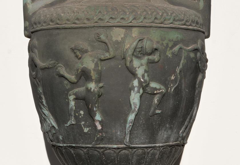 Vase de style grec et son socle egyptisant, fonte de fer Vase de style grec et son socle egyptisant, fonte de fer-8