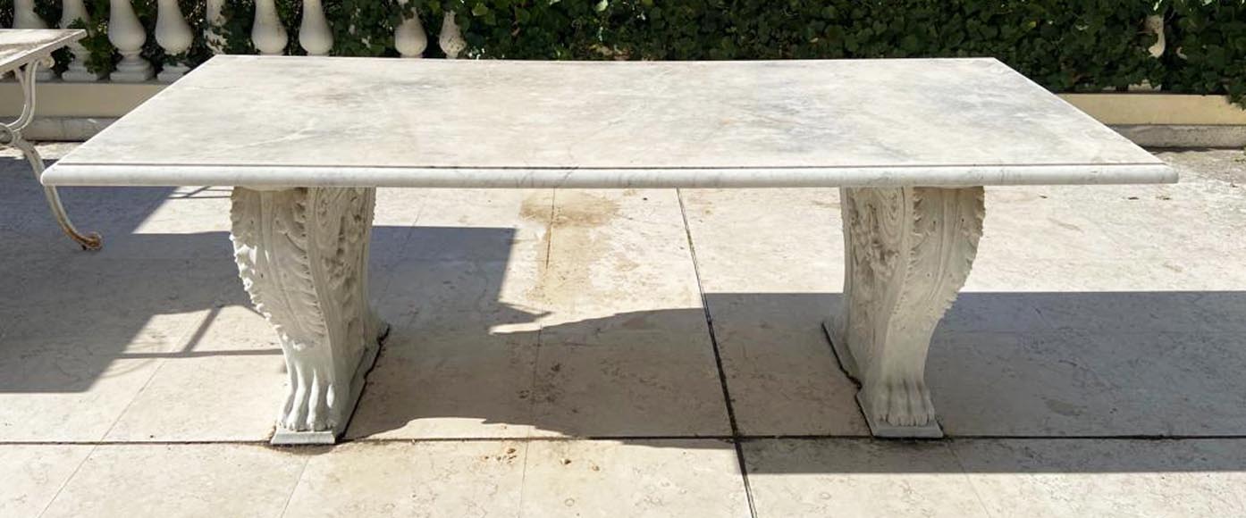 Table à piétement néoclassique du XIXe, plateau postérieur Table à piétement néoclassique du XIXe, plateau postérieur-5