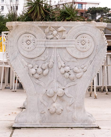 Table à piétement néoclassique du XIXe, plateau postérieur Table à piétement néoclassique du XIXe, plateau postérieur-7