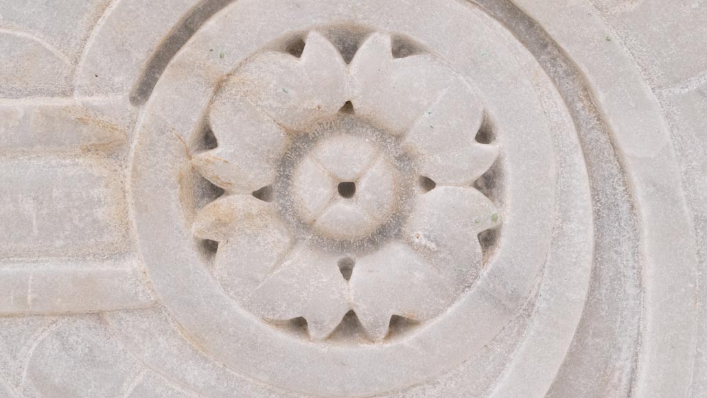 Table à piétement néoclassique du XIXe, plateau postérieur Table à piétement néoclassique du XIXe, plateau postérieur-12