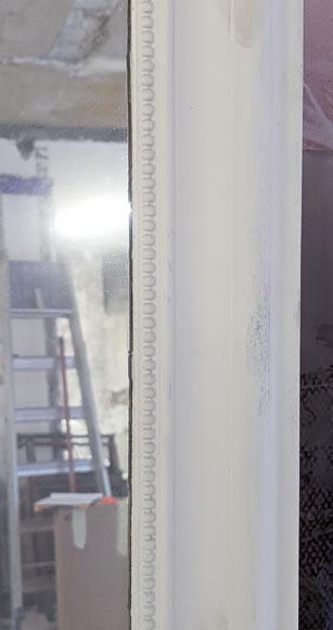 Trumeau de style Louis XVI à la frise de perle et aux coins arrondis Trumeau de style Louis XVI à la frise de perle et aux coins arrondis-3