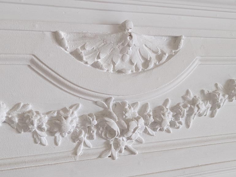 Trumeau de style Napoléon III décoré d'une guirlande de fleurs Trumeau de style Napoléon III décoré d'une guirlande de fleurs-2