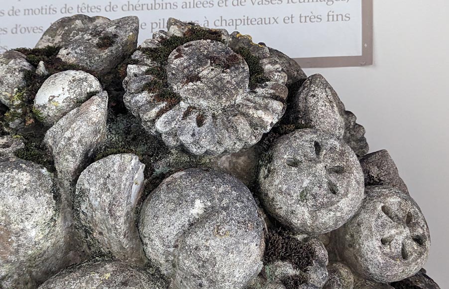 Importante paire de paniers de fruits en pierre sculpté Importante paire de paniers de fruits en pierre sculpté-3