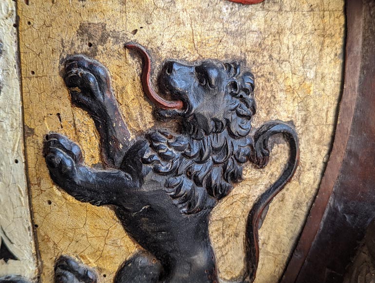 Dessus de cheminée aux armoiries des Vansittart et Crosbie Dessus de cheminée aux armoiries des Vansittart et Crosbie-9