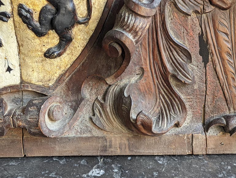 Dessus de cheminée aux armoiries des Vansittart et Crosbie Dessus de cheminée aux armoiries des Vansittart et Crosbie-10