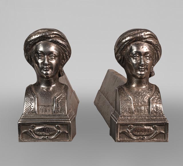 Paire de chenêts aux odalisques Paire de chenêts aux odalisques-0