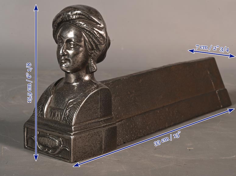 Paire de chenêts aux odalisques Paire de chenêts aux odalisques-5