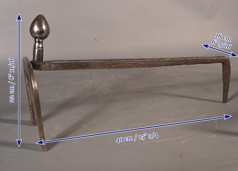 Paire de chenêts aux fers à cheval, XIXe siècle Paire de chenêts aux fers à cheval, XIXe siècle-5