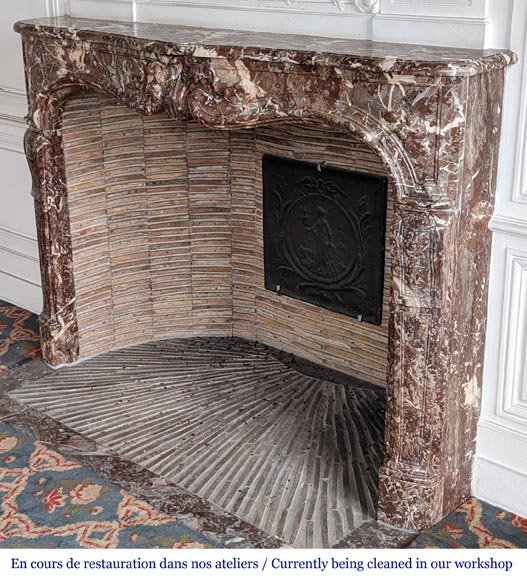 Pièce de boiserie de style Louis XV Pièce de boiserie de style Louis XV-18