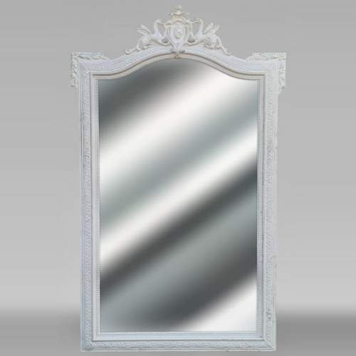 Trumeau de style Napoléon III au blason et créatures ailées