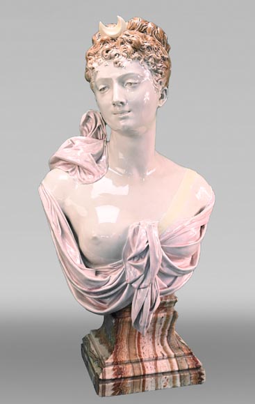 Louis-Robert CARRIER-BELLEUSE pour la faïencerie de CHOISY-LE-ROY, Buste de Diane, vers 1900 Louis-Robert CARRIER-BELLEUSE pour la faïencerie de CHOISY-LE-ROY, Buste de Diane, vers 1900-0