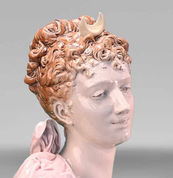 Louis-Robert CARRIER-BELLEUSE pour la faïencerie de CHOISY-LE-ROY, Buste de Diane, vers 1900 Louis-Robert CARRIER-BELLEUSE pour la faïencerie de CHOISY-LE-ROY, Buste de Diane, vers 1900-2