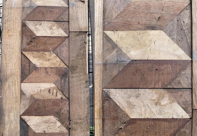 Frises de parquet Napoléon III – 3,4 m² – motif losanges croisés et liseré noir Frises de parquet Napoléon III – 3,4 m² – motif losanges croisés et liseré noir-4