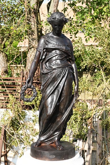 Mathurin MOREAU pour la FONDERIE DU VAL D’OSNE, “Les Quatre Saisons”, série de 4 statues en fonte représentant des allégories du printemps, de l'été, de l’automne et de l’hiver Mathurin MOREAU pour la FONDERIE DU VAL D’OSNE, “Les Quatre Saisons”, série de 4 statues en fonte représentant des allégories du printemps, de l'été, de l’automne et de l’hiver-3