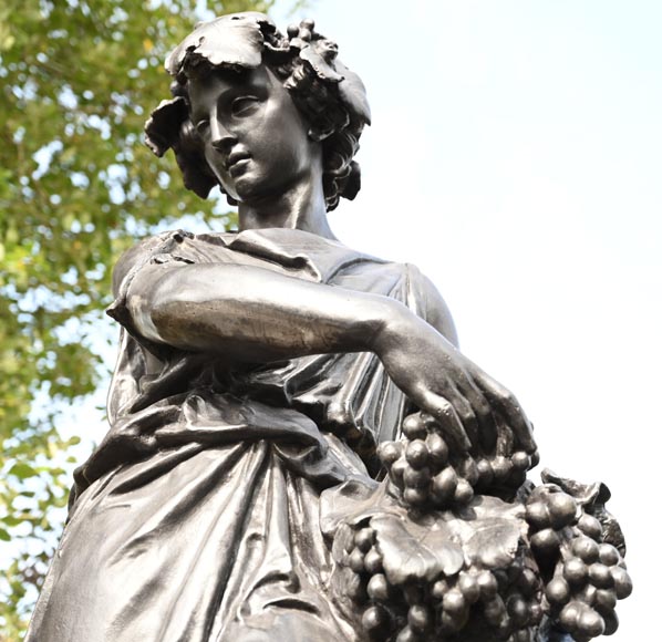 Mathurin MOREAU pour la FONDERIE DU VAL D’OSNE, “Les Quatre Saisons”, série de 4 statues en fonte représentant des allégories du printemps, de l'été, de l’automne et de l’hiver Mathurin MOREAU pour la FONDERIE DU VAL D’OSNE, “Les Quatre Saisons”, série de 4 statues en fonte représentant des allégories du printemps, de l'été, de l’automne et de l’hiver-12