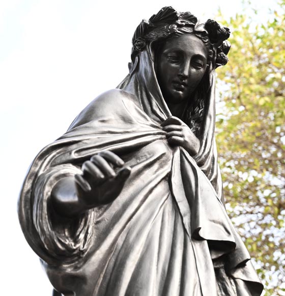 Mathurin MOREAU pour la FONDERIE DU VAL D’OSNE, “Les Quatre Saisons”, série de 4 statues en fonte représentant des allégories du printemps, de l'été, de l’automne et de l’hiver Mathurin MOREAU pour la FONDERIE DU VAL D’OSNE, “Les Quatre Saisons”, série de 4 statues en fonte représentant des allégories du printemps, de l'été, de l’automne et de l’hiver-16